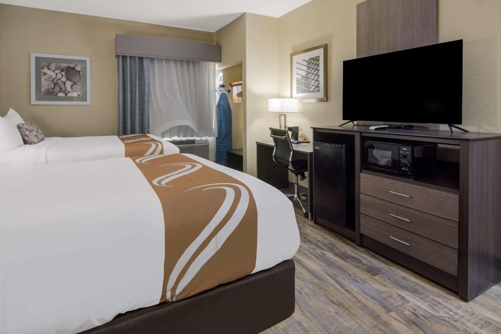 Quality Inn & Suites Roanoke - Fort Worth North Kültér fotó